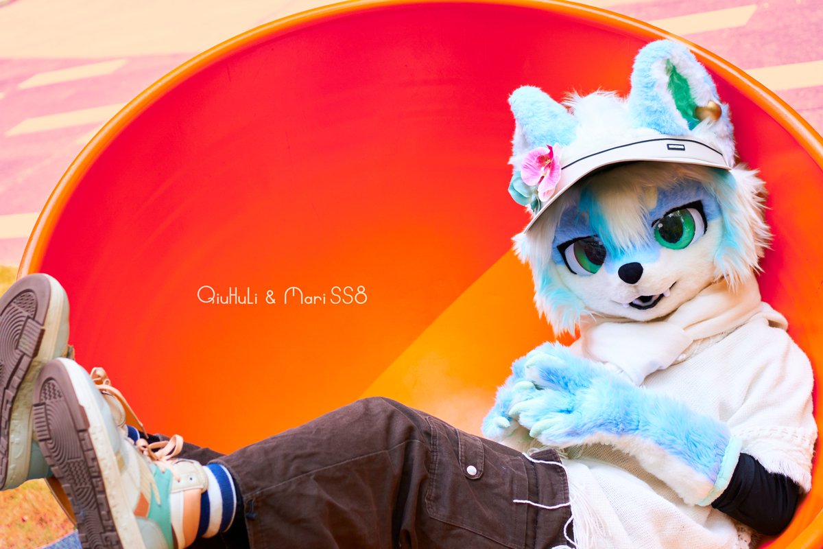 Glaiance_QiuHu's tweet photo. #Fursuit #FurusitEveryday
📷Raw:MariSS8
🎨Edit:@Glaiance_QiuHu https://t.co/k0V5WF9sfx