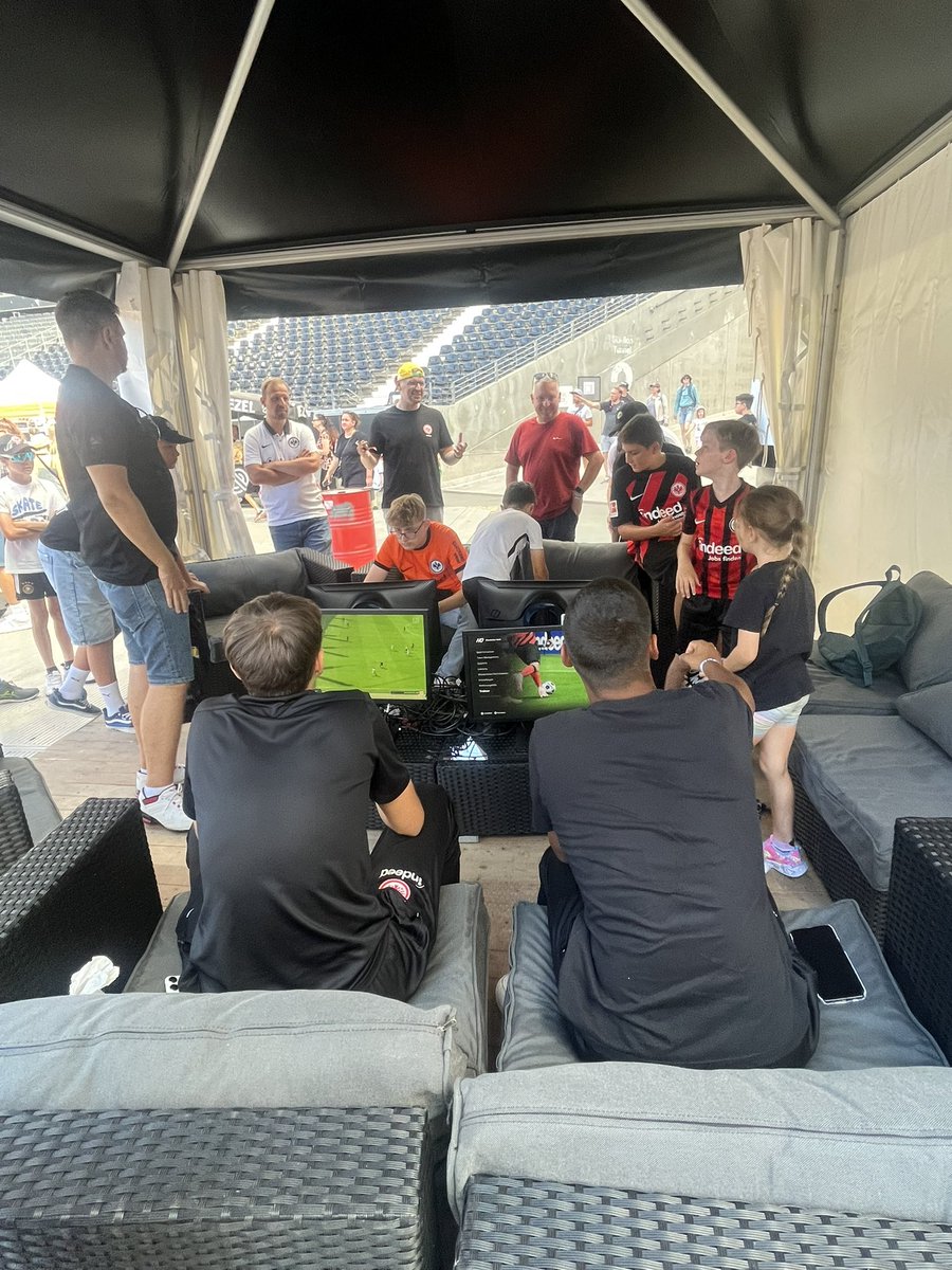 Adnan Gültekin tweet media