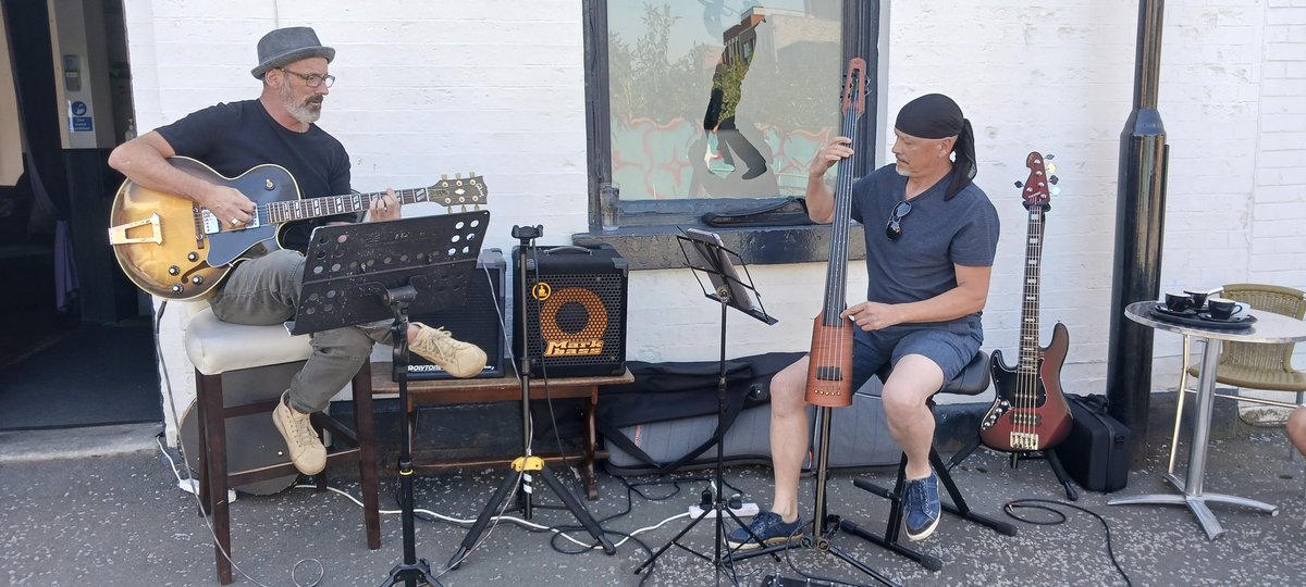 Al Fresco Jazz Brunch. Music until 4pm