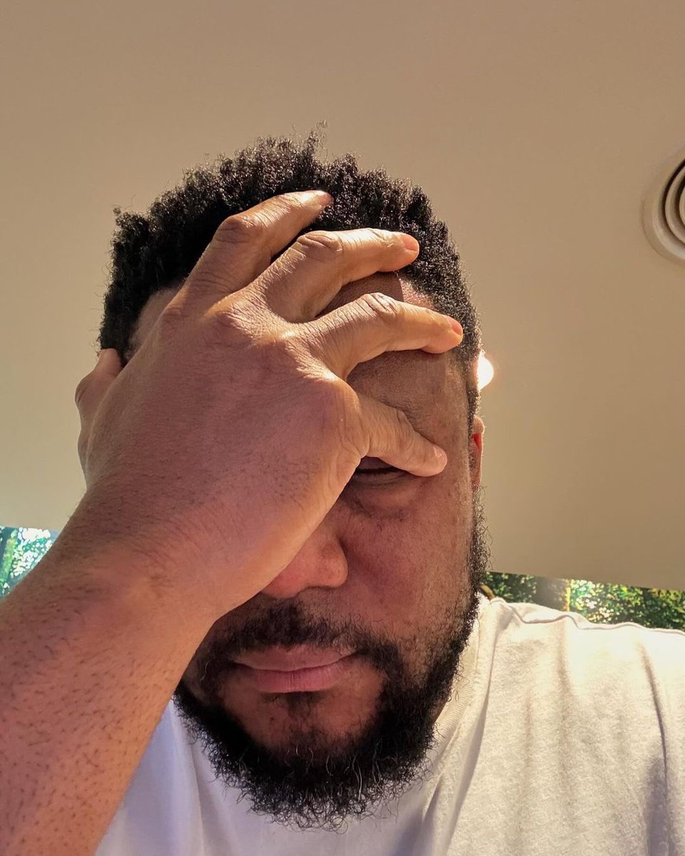 timgodfreyworld's tweet photo. Five days ago, I left my wife and kids, with the hope of communicating with my wife during the layover before my final flight to Cape Town. What was supposed to be a brief stop in Nairobi turned into something far more complicated. There wasn’t any legit reason given for why I- https://t.co/WIbo5WSR3d