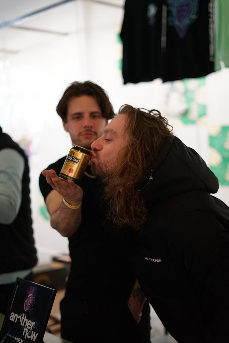 AnotherNowBand's tweet photo. A big happy birthday to our hardworking and creative beast @max_elmex_van_esch 🎂🥳 Enjoy the amazing weather today and don't forget to crack open a 'goudgele rakker'🫶🍺
#birthday #guitarist #metalguitarist #stsguitars #metal #metalcore #dient #numetal #deathcore #beer https://t.co/hjpXXnjwdi