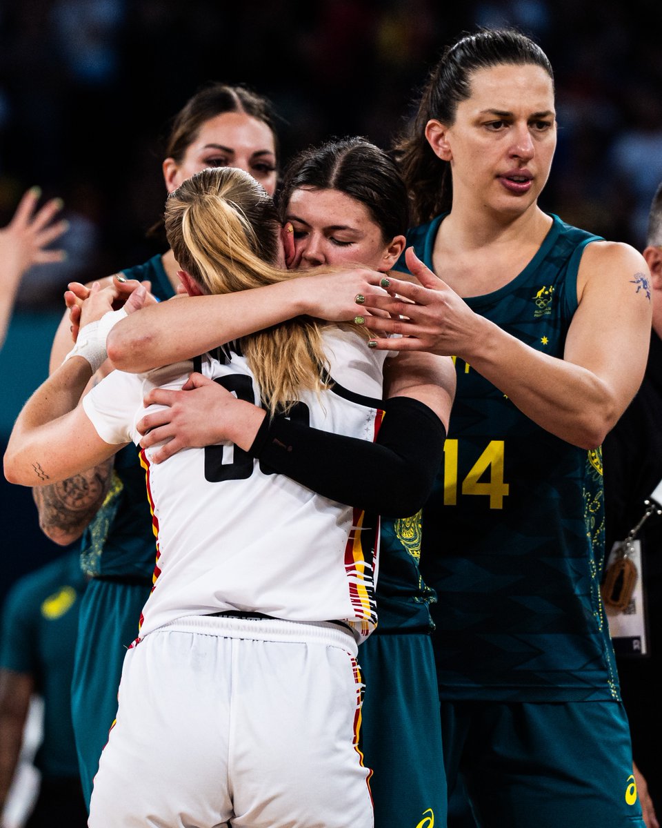FIBA Basketball tweet media