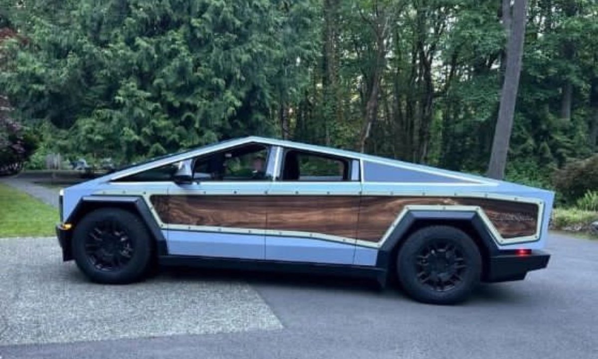 Johnny Xmas tweet media