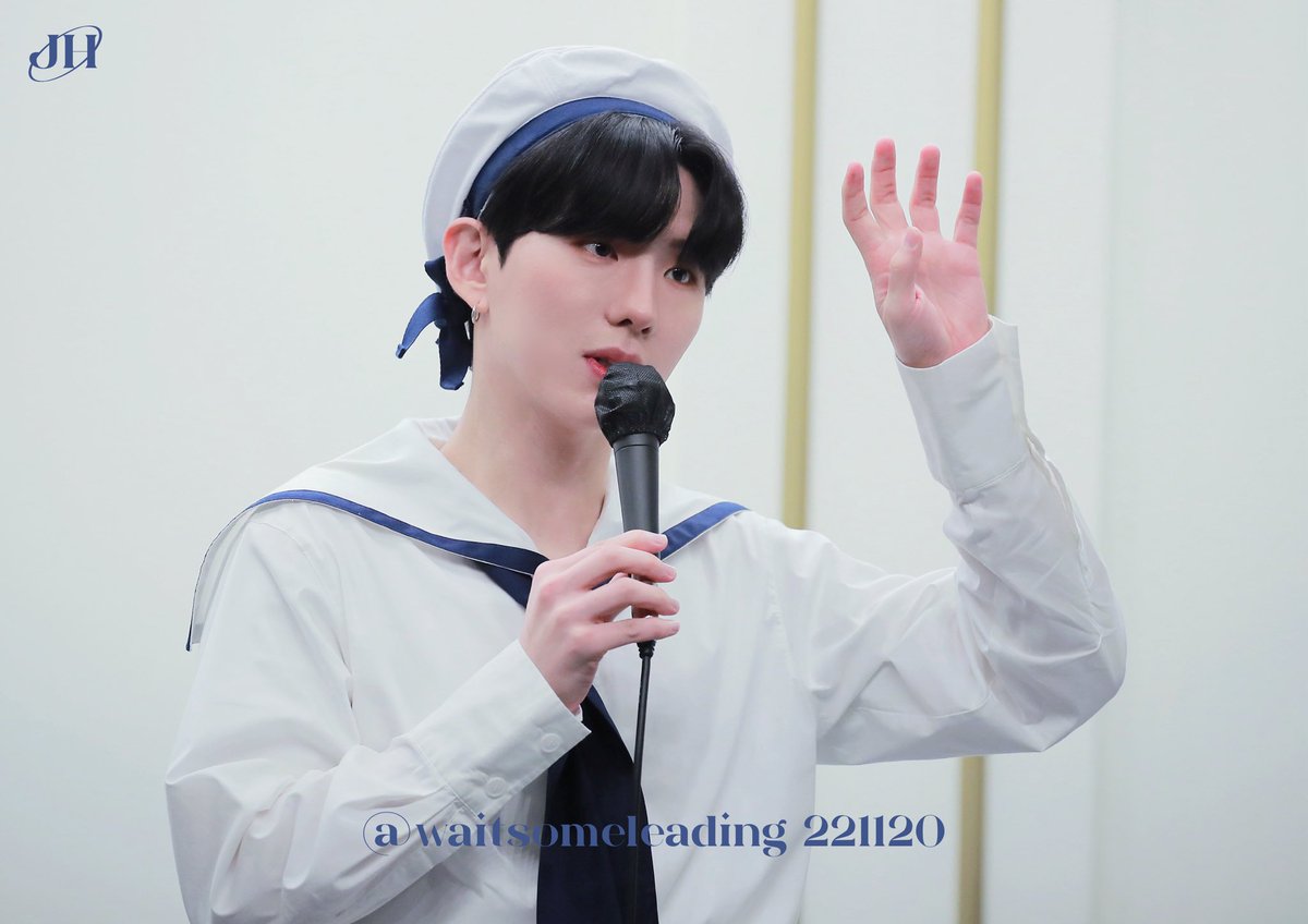 221120

기다리고 있어

#기현 #몬스타엑스 #KIHYUN #MONSTA_X