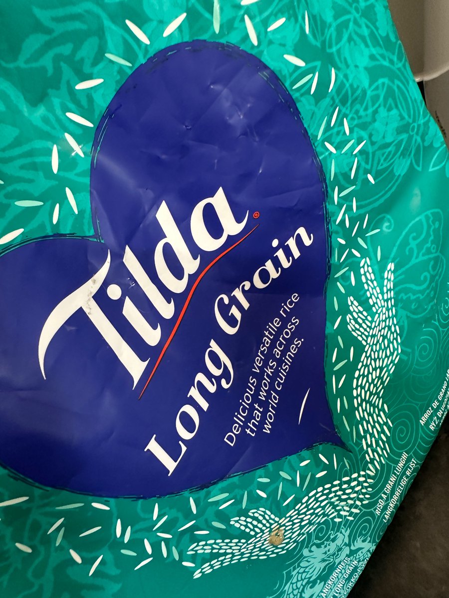 jamesoliver2000's tweet photo. @Tildarice Why is the quality of the rice in the 5KG bag so poor? Grains are not long and comes out mushy once cooked and throughly washed. Not the first time I’ve read this online. No issue with your microwave pouches. https://t.co/DVCCvqPSBM