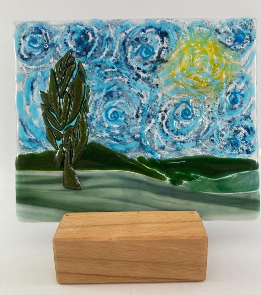 Surrey_AL's tweet photo. Learner Crishna has kindly shared some of her beautiful glass pieces with us.
Great work Crishna 👏
If you would like to give glass fusing a try, you can now enrol on a course starting in September https://t.co/HPF8esqz9e
#GlassFusing https://t.co/bA2Fc9Hg1F