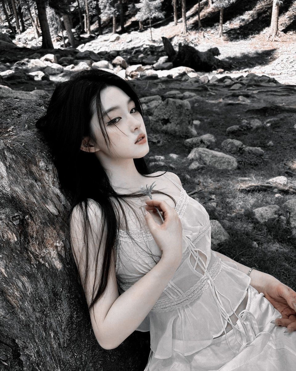 Suncatstron's tweet photo. ㅤㅤㅤ
                        𐙚  ׅ *     αηαɪ̈ѕ  ηɪη    .  ᖗ    ່ 
    "𝘴𝘩𝘦  𝘸𝘢𝘴  𝘮𝘶𝘤𝘩  𝘮𝘰𝘳𝘦  𝘭𝘪𝘬𝘦   𝘧𝘪𝘳𝘦   𝘵𝘩𝘢𝘯   𝘭𝘪𝘨𝘩𝘵."
               ─────  (𝟏𝟗𝟗𝟕)  𝐃𝐞𝐥𝐭𝐚 𝐨𝐟 𝐕𝐞𝐧𝐮𝐬
ㅤ https://t.co/2rgKSKre4g