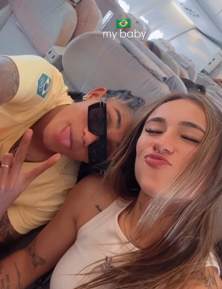 lesbocine's tweet photo. Tarcianne e Thuany. 🩷 https://t.co/rhsDW7mHtH