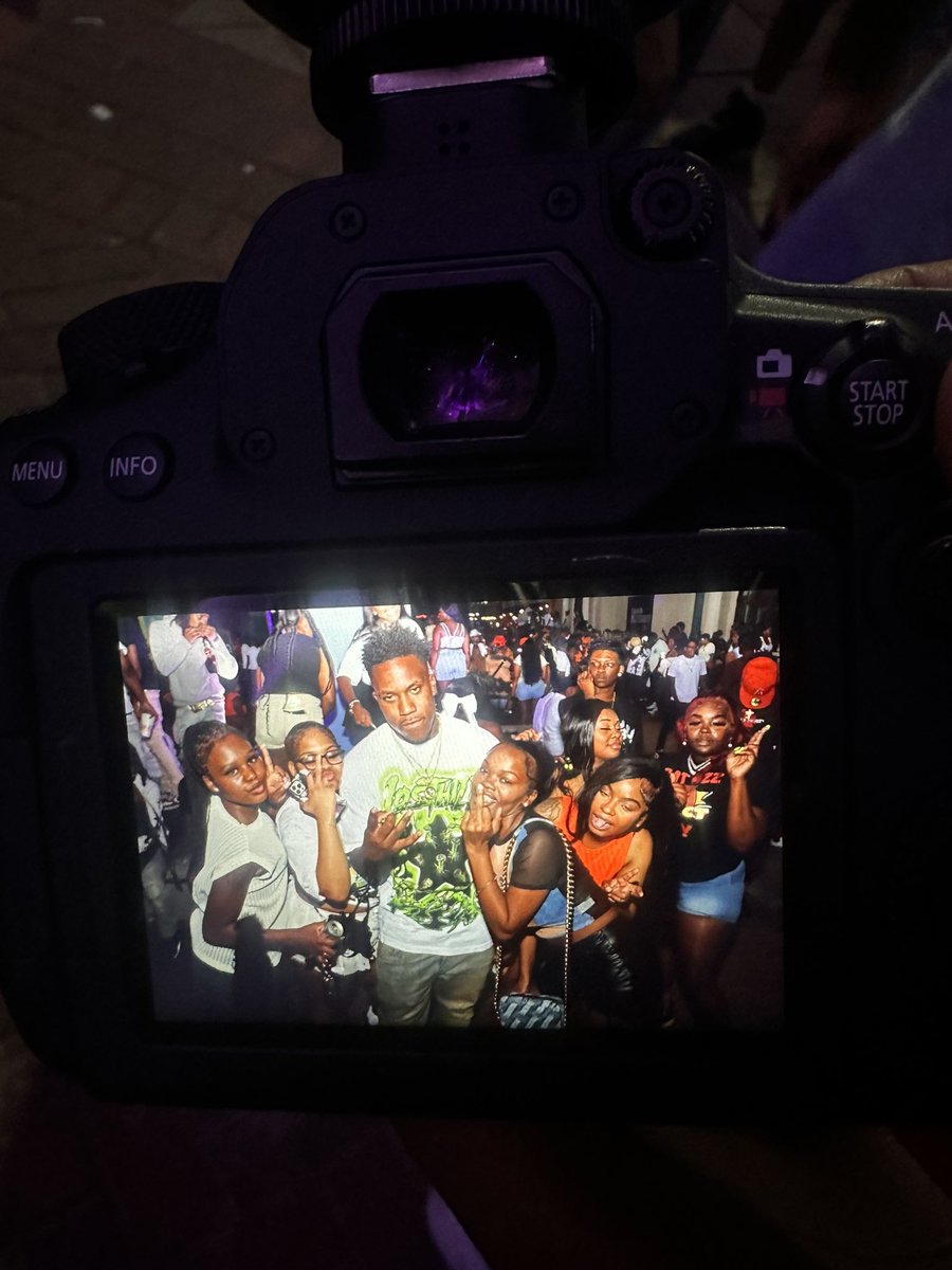 _ericaaaam's tweet photo. #backinside https://t.co/CUgyl4AUPj