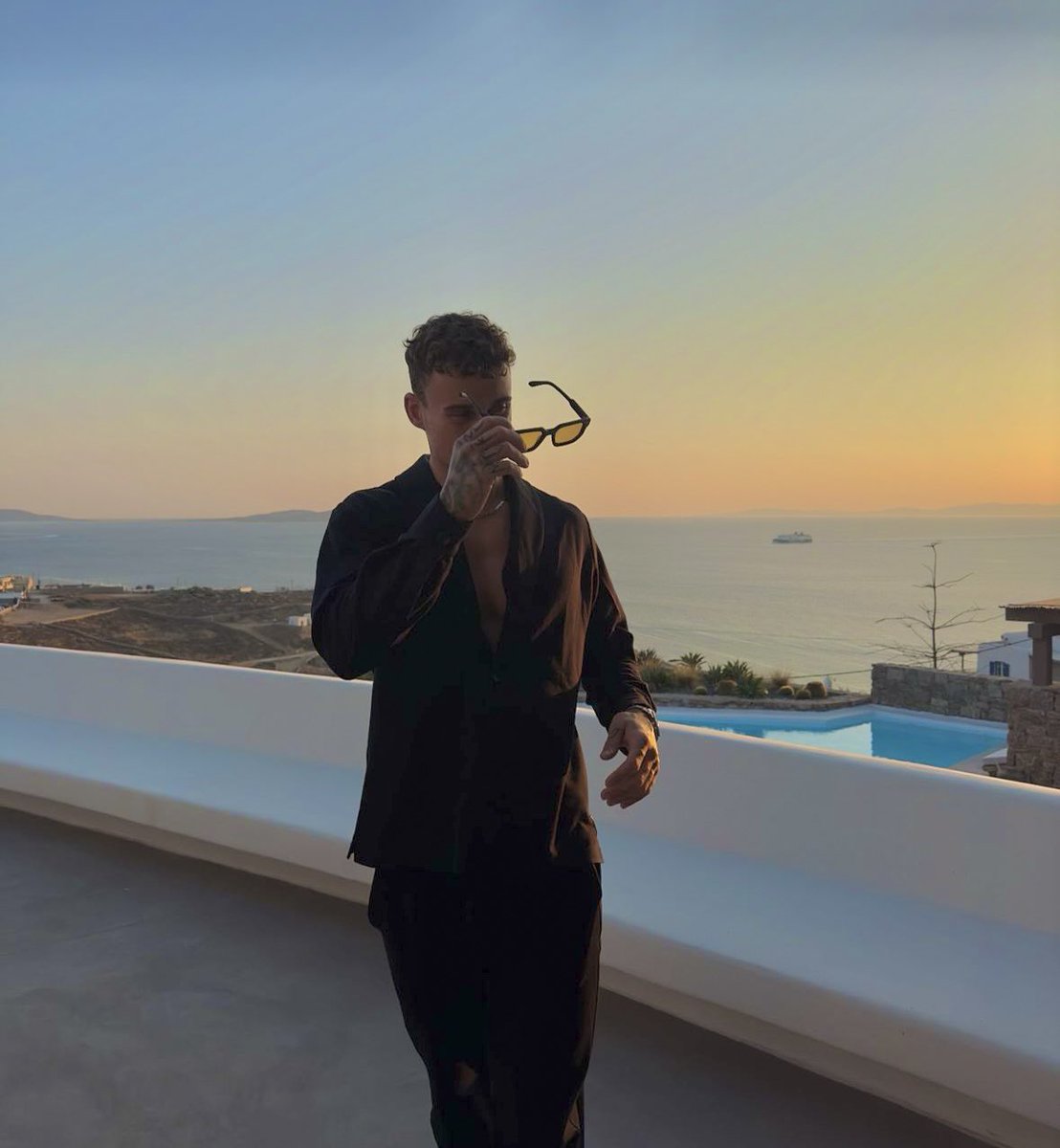 rothcharx's tweet photo. ㅤ

⠀             ⠀╱    𝖲𝖧𝖠𝖶𝖳𝖸 𝖫𝖮𝖮𝖪 𝖦𝖮𝖮𝖣 𝖨𝖭 𝖳𝖧𝖤
⠀             ⠀𝙈𝙊𝙊𝙉𝙇𝙄𝙂𝙃𝙏 #𝖲𝖤𝖠𝖮𝖥𝖲𝖳𝖠𝖱𝖲𝖲𝖮𝖦 https://t.co/FXwz0dGPC7