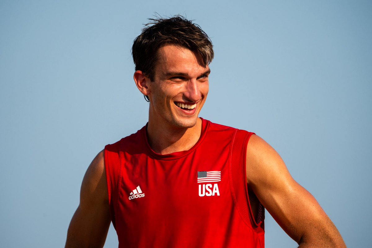 JohnnyFerraro4's tweet photo. @adidas your next model #johnnyferraro #johnnyvolleyball https://t.co/5Oc5mVD2jP