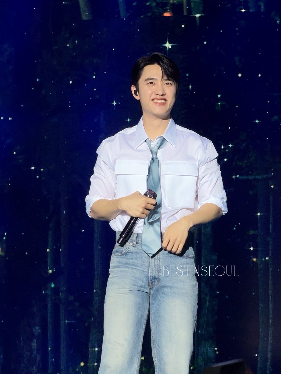 best_in_seoul's tweet photo. DAY2 😆

#BLOOMinBKK 
#BLOOM_in_BANGKOK 
#FANCONCERT_BLOOM_inBKK https://t.co/YScz35bqPA