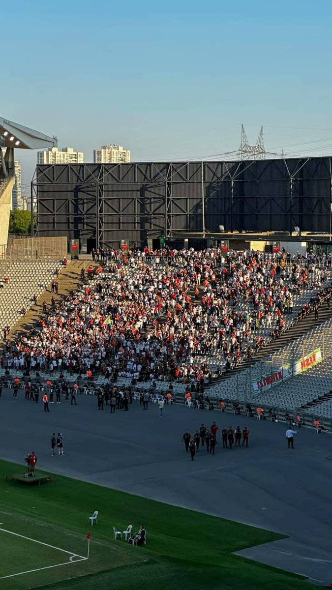 fakeabe123's tweet photo. BABANIZ BİZİ ULAN !
#Amedspor https://t.co/zbfLrpodFf