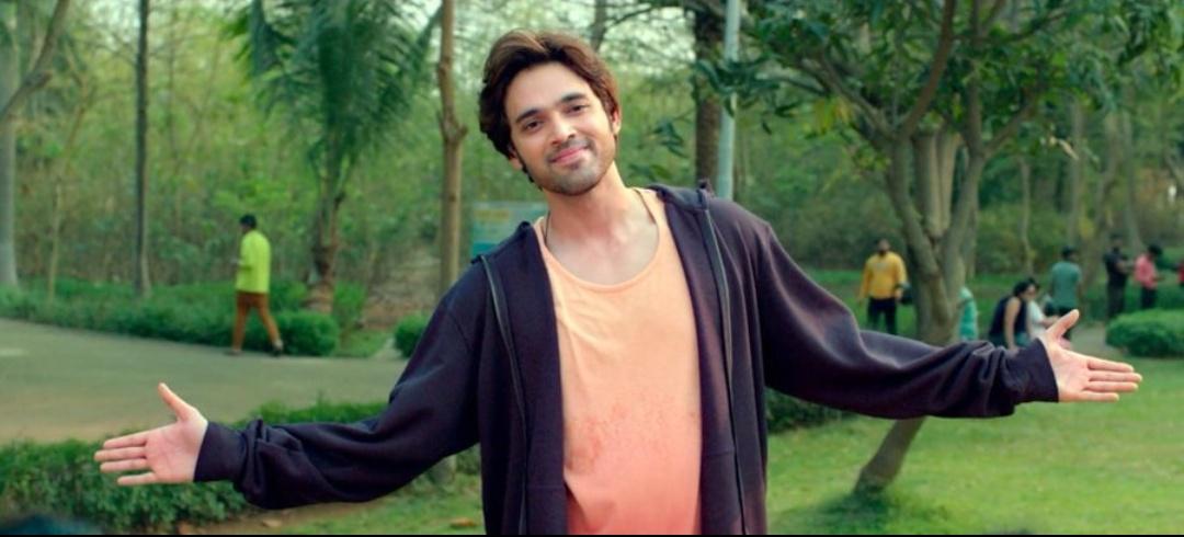 Shrey131's tweet photo. Me after seeing Parth being all dildaar on Fanpages with his likes, comments and reposts...

Me be like - abb toh aa bhi jaa, aa bhi jaa...tere darshan ko tarse 🥹

(Kabhi humare gully mei bhi aaiye, sarkar @ParthSamth91974 🙈🥹)

#ParthDebutsAsChirag 
#ParthSamthaan 
#Ghudchadi https://t.co/TnMCHdC4Ko