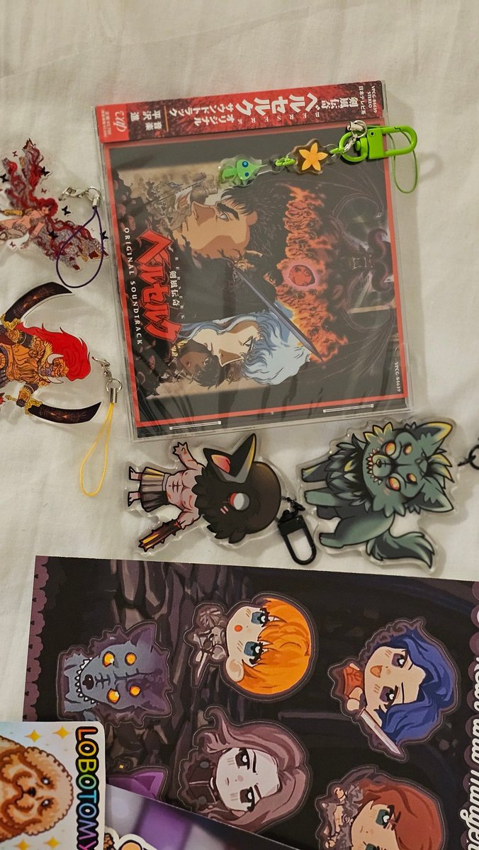 sjakuij's tweet photo. Good ole #kitacon haul with the special guest worm https://t.co/JgvG8phjwm