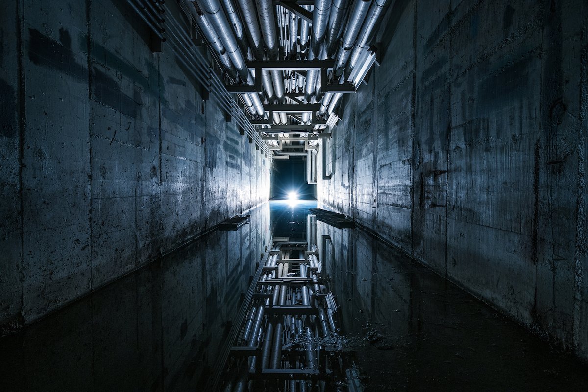 Radioactive Tunnel - Dans les profondeurs d’une centrale nucléaire abandonnée…

#industrial #labyrinth #space #lightpainting #abandonedplaces #urbex