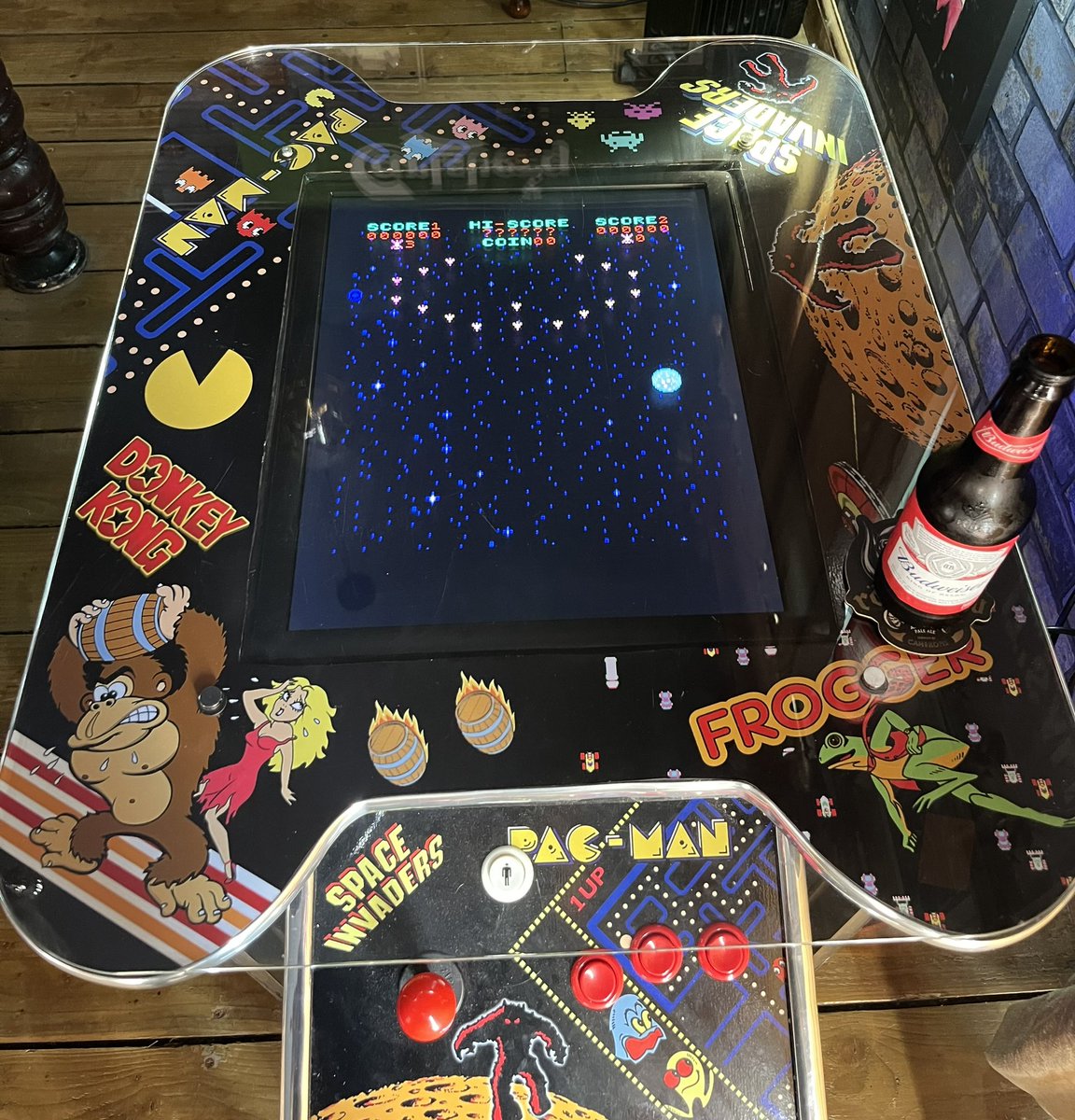 HarryGrowler's tweet image. Anyone needs me I’ll be in the bar for the foreseeable future 😊😊😊