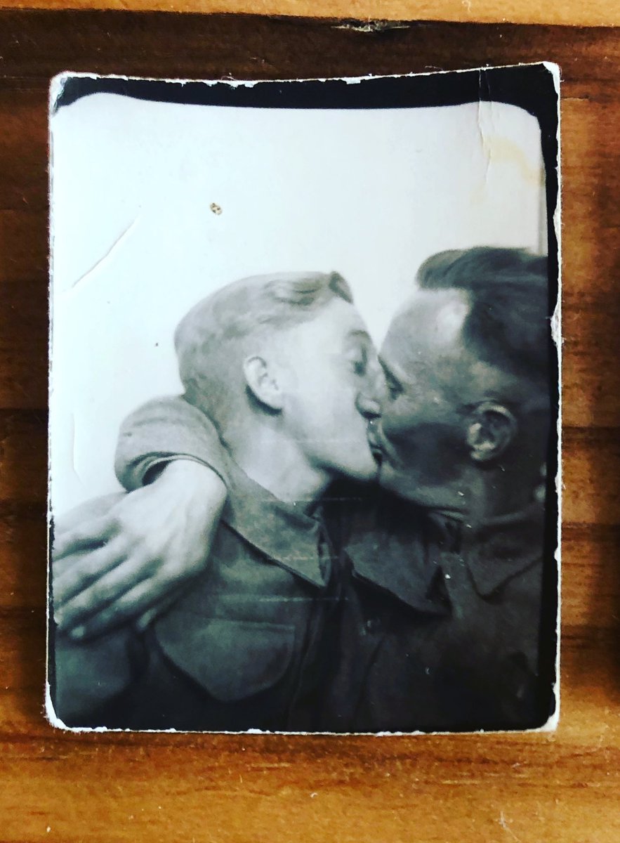 My grandad in WW1…. 
He died when I was 16…
Adore this photo….
I cried when I found it…