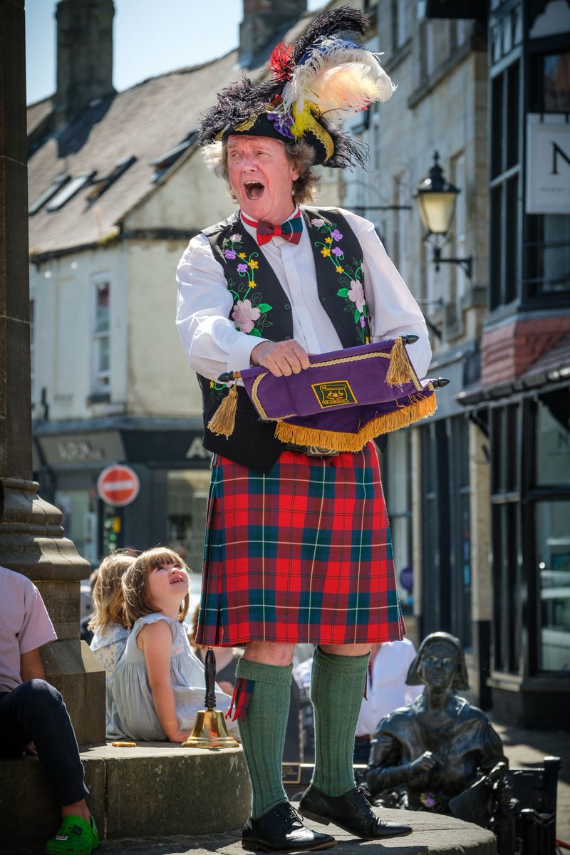 Richard Maude (@silverginger) on Twitter photo Town Crier Competition,Knaresborough. Town Crier Competition,Knaresborough.