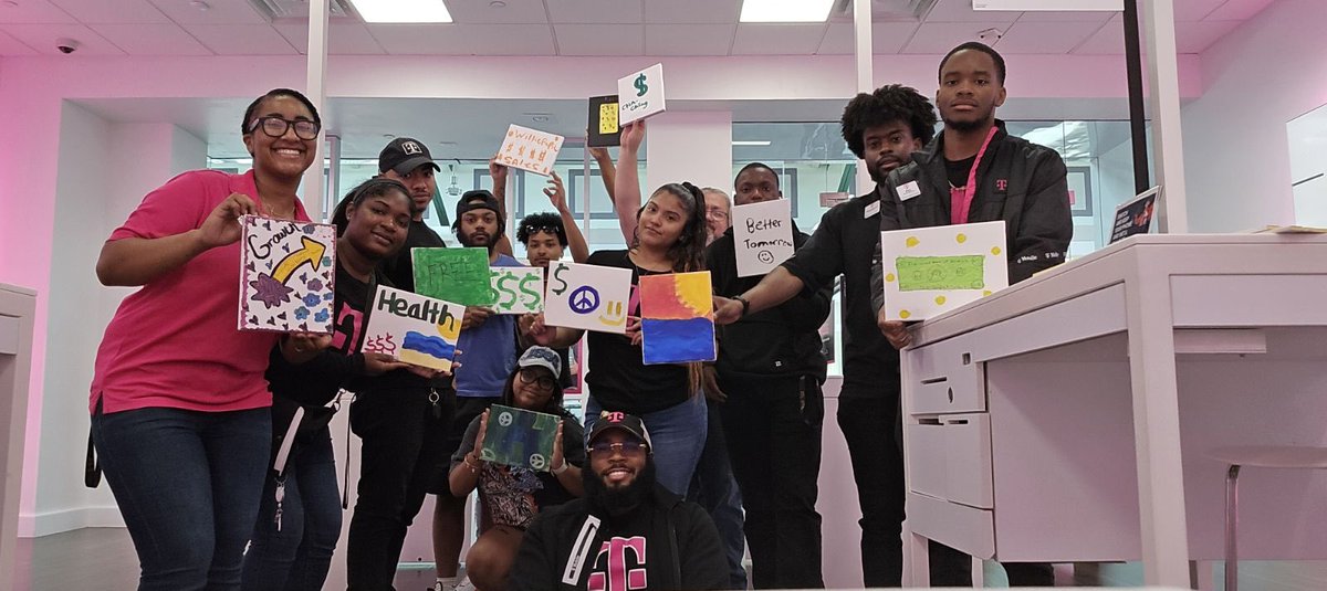 staylor0515's tweet photo. Got the Team together for a quick meeting to map out our goals for the year! This was the result. #TeamGoals #tmo #peopledevelopment @JonFreier @csandoval111 @ryanshiell https://t.co/0OLPLtIJgJ