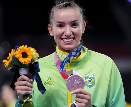 ifabrvms's tweet photo. Tóquio 2020 🥈 | Paris 2024 🥉 https://t.co/X6kp592UuC