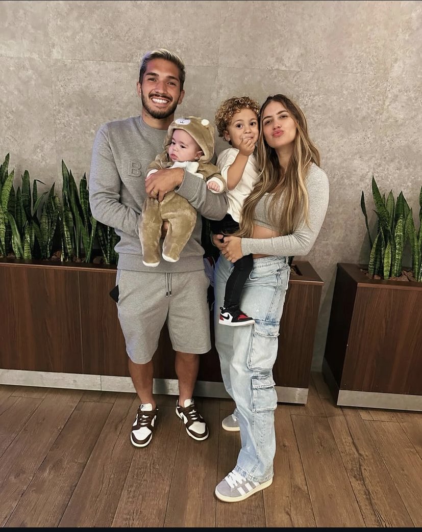 Um feliz dia dos pais para todos os papais do Brasil! ❤️

<a href="/AndreyRamos98/">Andrey Ramos</a>