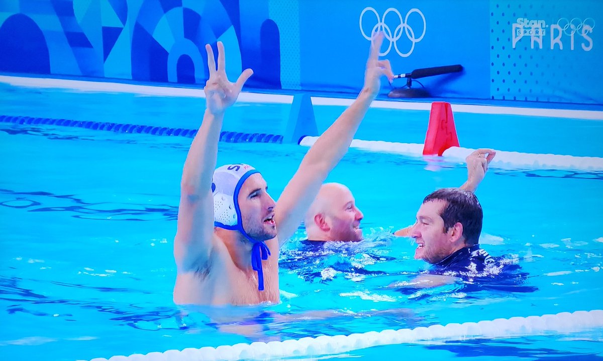 ZedStar5's tweet image. SERBIA Mens Waterpolo are 3x Olympic Gold Medallists 🥇🥇🥇
#TakoJeBre #Idemo #ImaBoga
