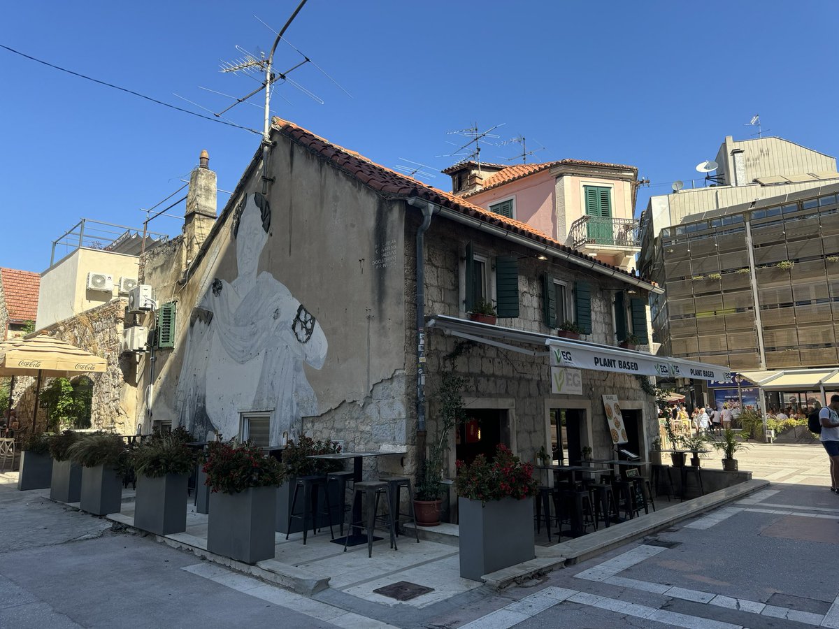 m_chiles's tweet image. Port 8: Split, Croatia 🚢⚓️

Our next stop at Split. We visited the Old Town and explored the ruins of the Roman Emperor Diocletian's palace date back to the late 3rd to early 4th century A.D 😊 #Marella #Explorer