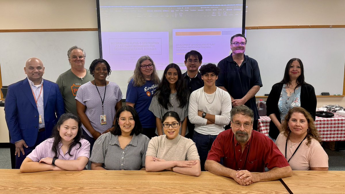 sidat's tweet photo. Congratulations to our two outstanding high school summer interns, Isha Shah and Andre Aguirre, for successfully completing their research projects this week. Wishing them both a bright and successful future ahead! #KLab @UTHealthSA_GSBS https://t.co/Q3ioICXrjS