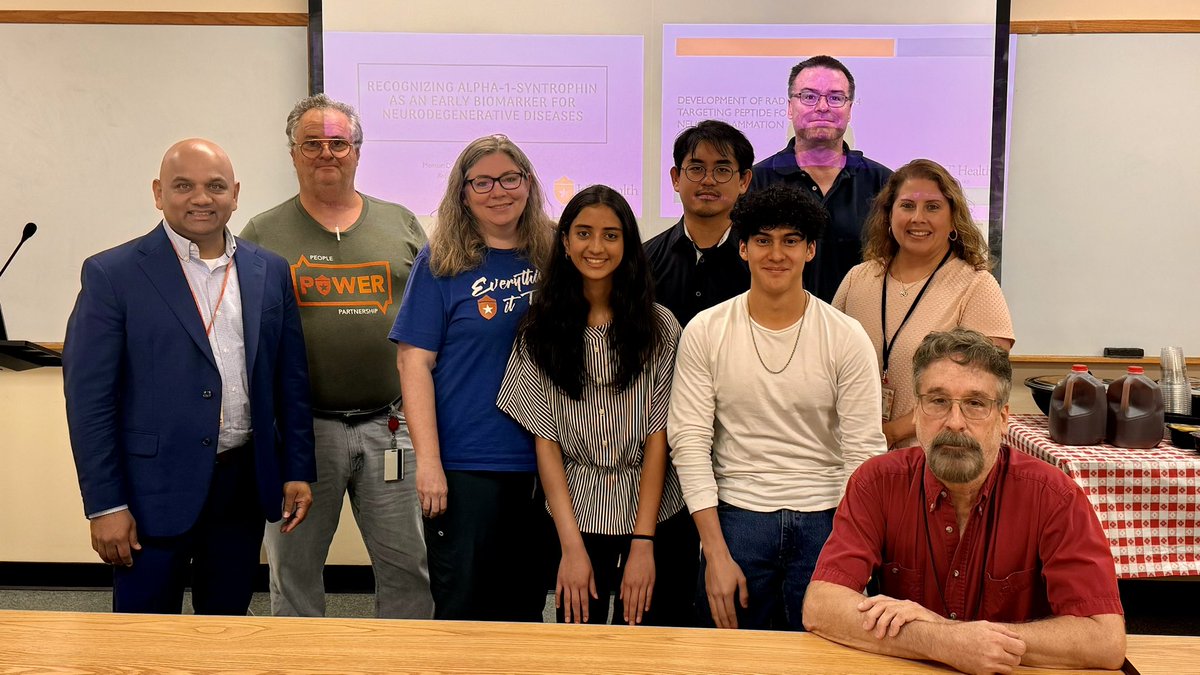 sidat's tweet photo. Congratulations to our two outstanding high school summer interns, Isha Shah and Andre Aguirre, for successfully completing their research projects this week. Wishing them both a bright and successful future ahead! #KLab @UTHealthSA_GSBS https://t.co/Q3ioICXrjS