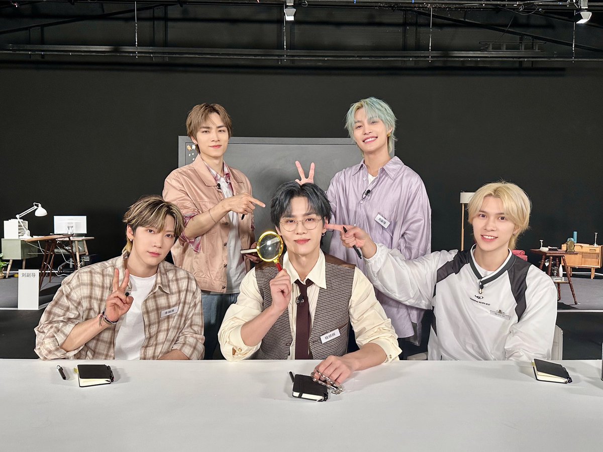 WayV_official's tweet photo. Our [ON THE Way] concert will go well for sure! 

#WhosTheCriminal #谁是幕后黑手
#WayV #威神V #ONTHEWay #CONCERT https://t.co/XBE9dcZiYF