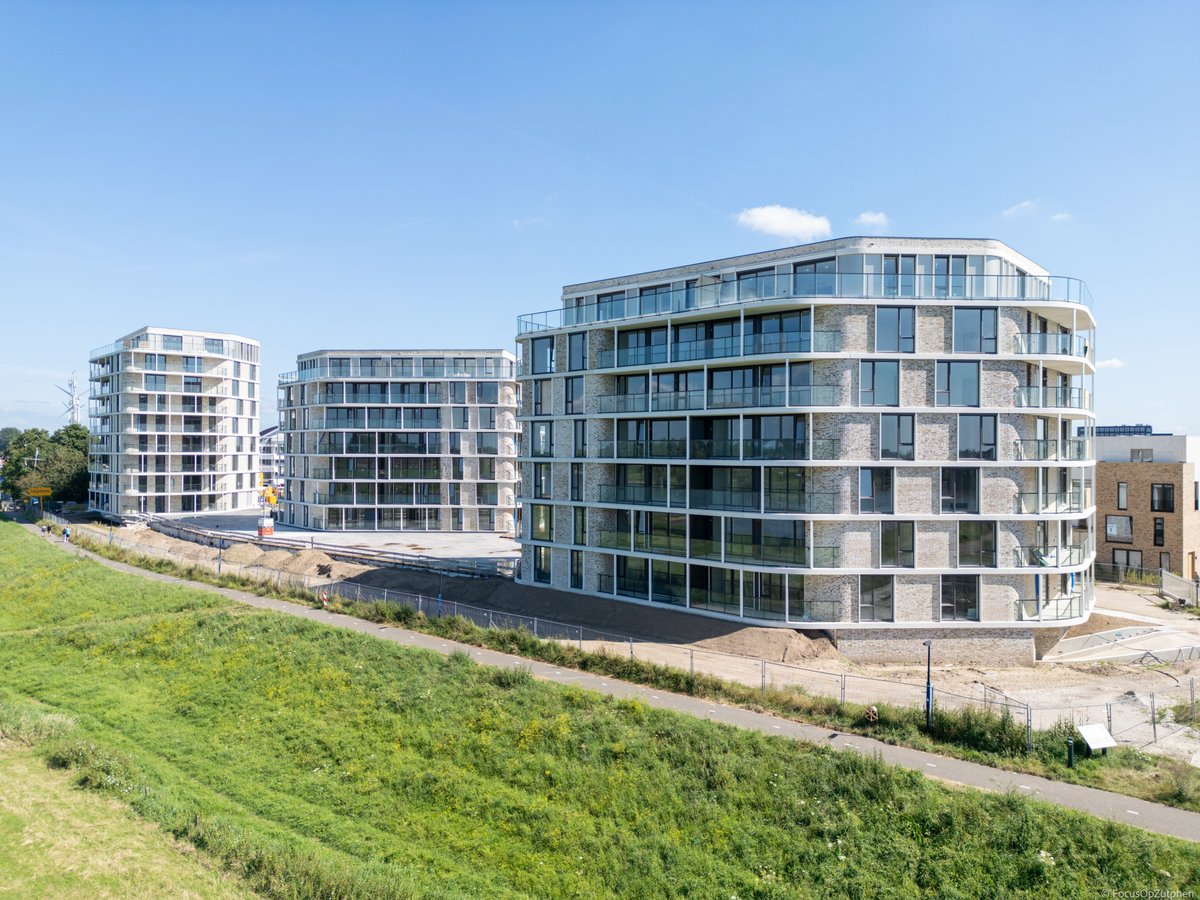 FocusOpZutphen's tweet photo. Foto's toegevoegd van zondag 11 augustus 2024. Pracht Noorderhaven, Rondweg De Hoven en Kade Zuid . Ga naar https://t.co/jUbg31kNTn voor meer foto's. https://t.co/ocxzXxh4I8