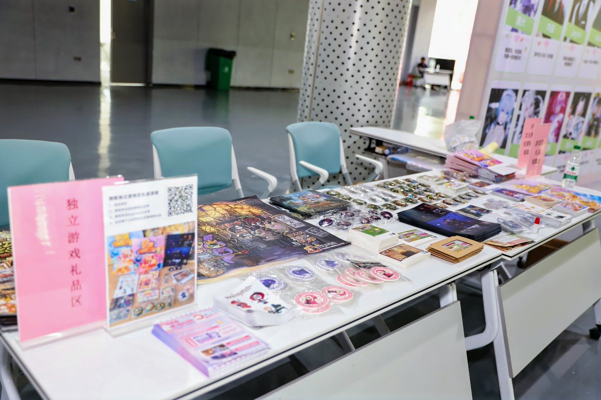 BiohazardClubCN's tweet photo. Photos from yesterday’s Suprfun Anime&amp;Game Show. Many audiences tried the demo of Kanpeki, an indie horror game developed by @streetlightteam and localized by us. Don’t forget you can try it on Steam anytime!
https://t.co/ROuPCs8x1b
#Steam #IndieGame #IndieDev #HorrorGame https://t.co/RROh5Fuzst