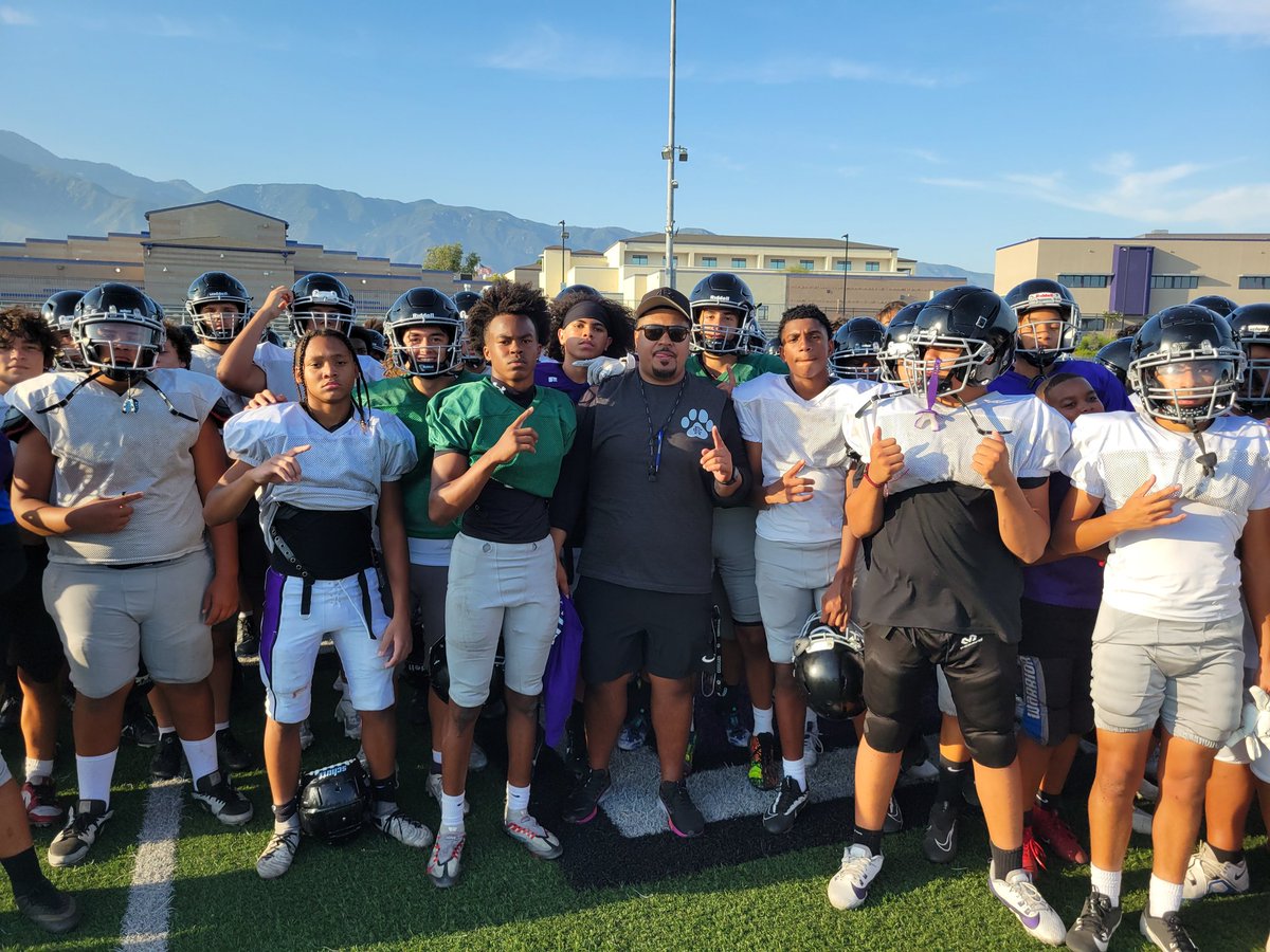 RCHSCougarsFB's tweet image. We're very excited to welcome @CoachO_RCHS 🇹🇴 as our new Head Football Coach at Rancho Cucamonga HS.
#WeAreRancho🖤💜