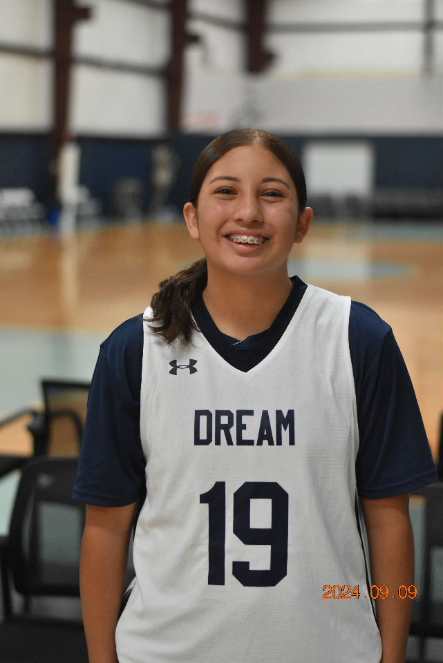 girlzprepreport's tweet photo. Just dropped @HoUCoachChuck11 @HouDreamElite Out Of Town Stars Shine #TheNextWave https://t.co/Jl7TlA7xHh @EllieMaeLester @ScarlettLong_29 @MadelynnLong_29 @JulieB2029 @PGHTexas @PrepGirlsHoops https://t.co/33KoG9r49C