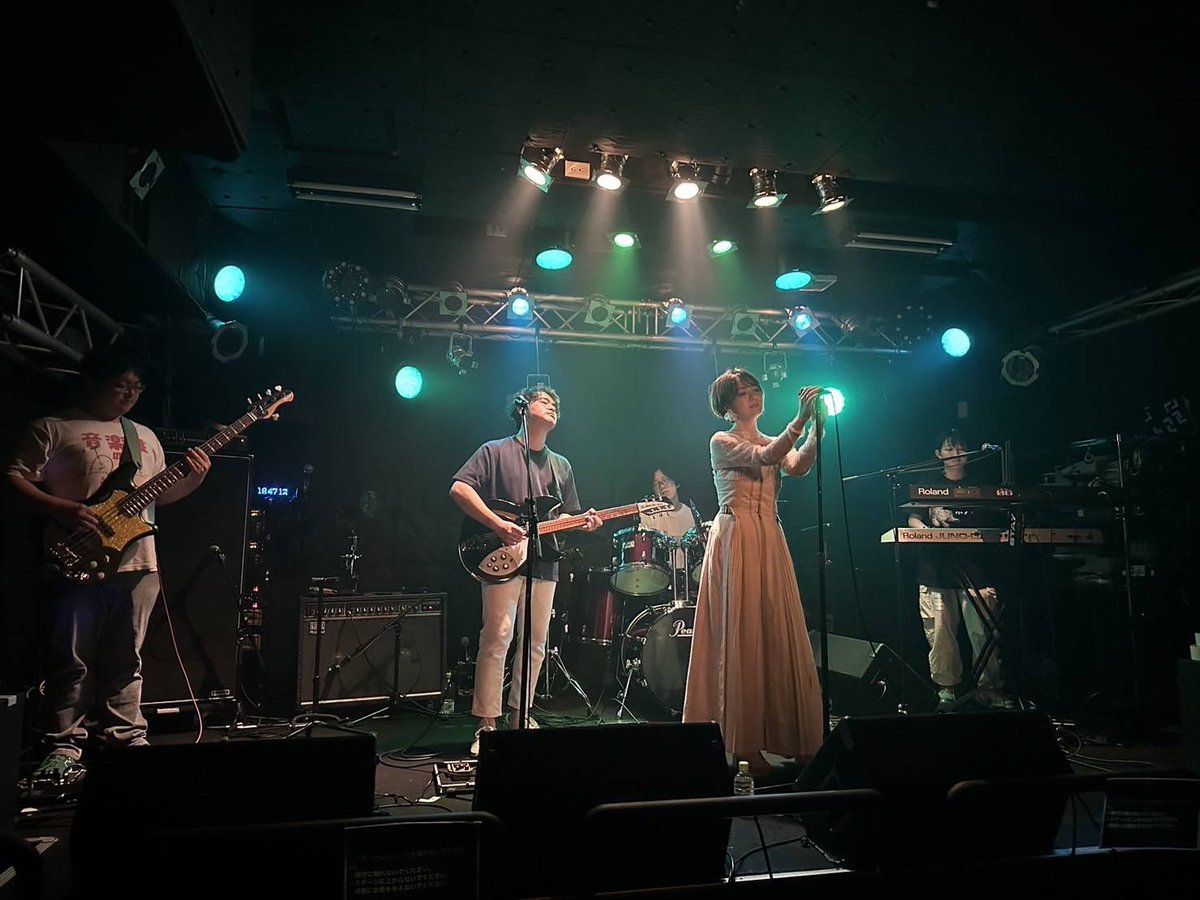momonew_25's tweet photo. 明日は湘南bitさんでライブです！新曲もありますどきどき。写真は前回の📷 https://t.co/PobUt2EsTa