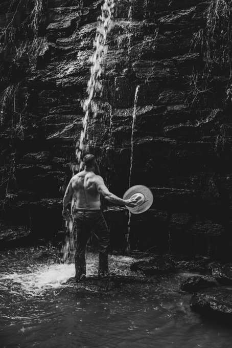 Ever want to ride a waterfall?  The imagination is powerful ? https://t.co/NaJ3qto6ho