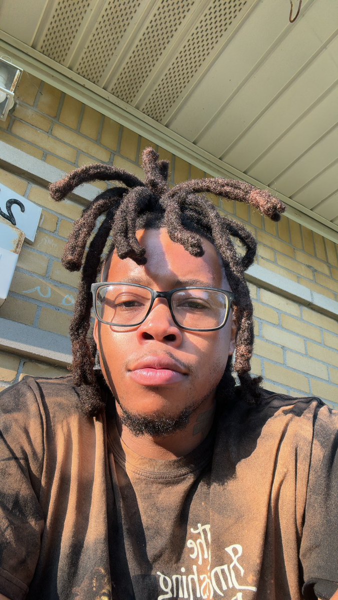 WeedAndLocs's tweet photo. https://t.co/MYIVTxOqZ3