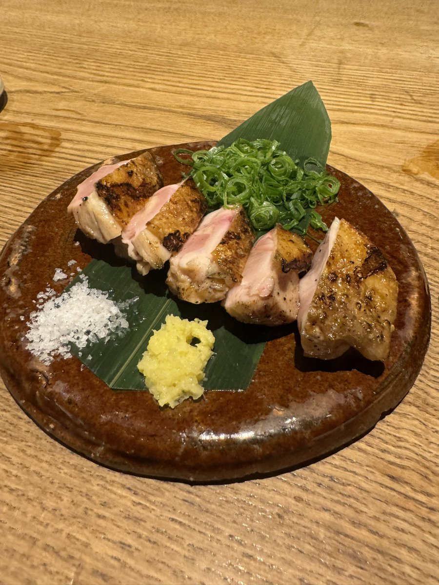 ymy_insta2's tweet photo. 煙からの鶏。

お会いした方々
👇👇
@tera_topi0619 
@gantz__yy 
@ozu_bon 
@care_depression  
@LstepCreator 
@rikuya_movier 
@kishida230 
@H_KANNA_0203 

SNS、節税、不動産、
南海トラフ、エロい話しなど。 https://t.co/HbEl74DU7p
