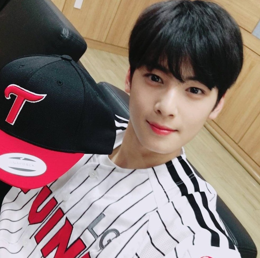 _storyc_'s tweet photo. 7년이라고 https://t.co/ZkXBGfJL6s