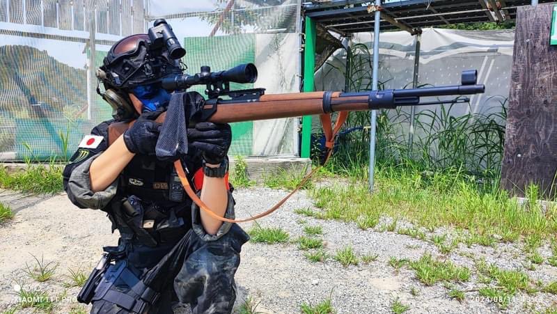 silver86582089's tweet photo. なぜかkar98kを使う男 https://t.co/qQMggUC2Xz