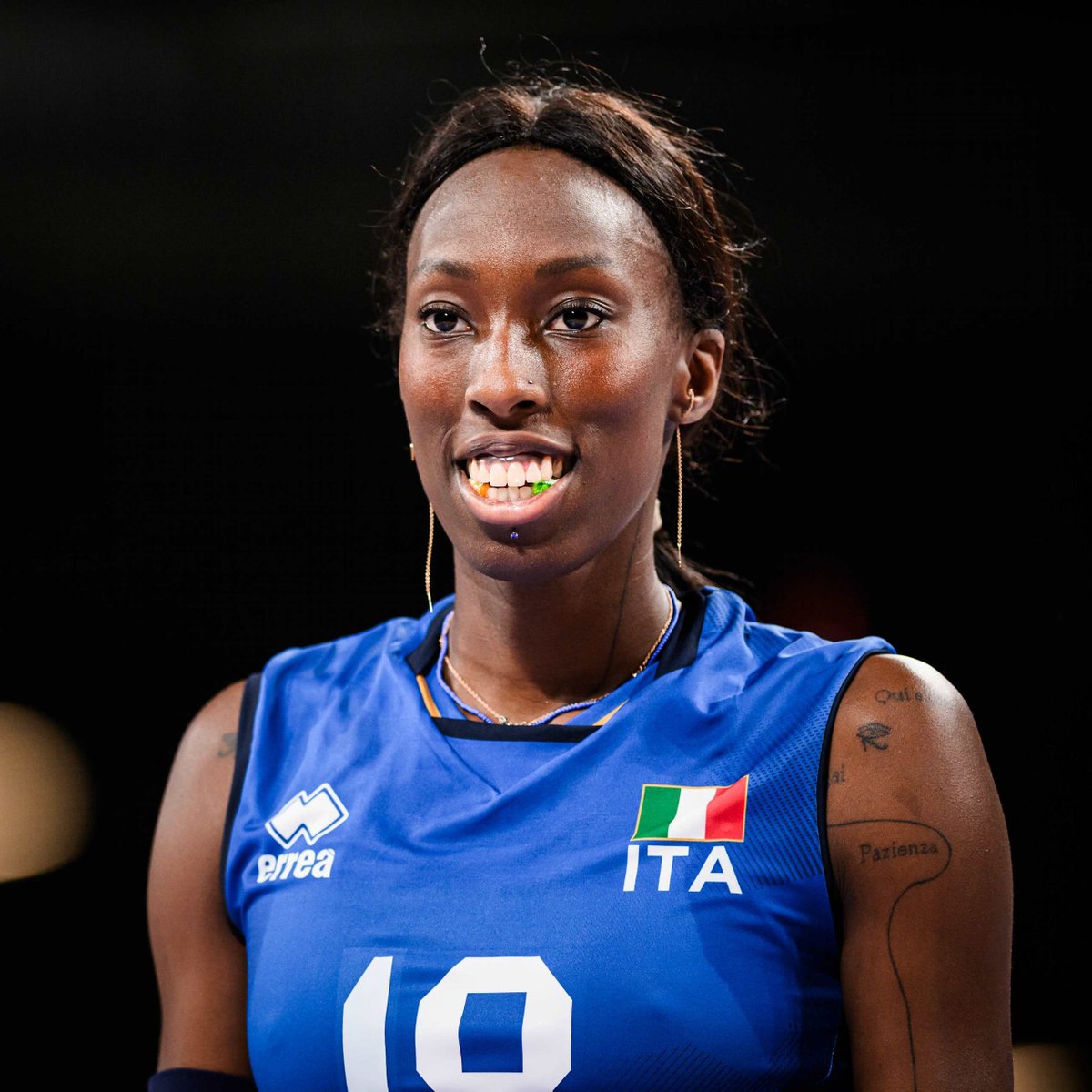 Temmzvolley's tweet photo. 👑OLİMPİYATLARDA #MVP VE EN İYİ ÇAPRAZ 🇮🇹PAOLA EGONU SEÇİLDİ
#Paris2024