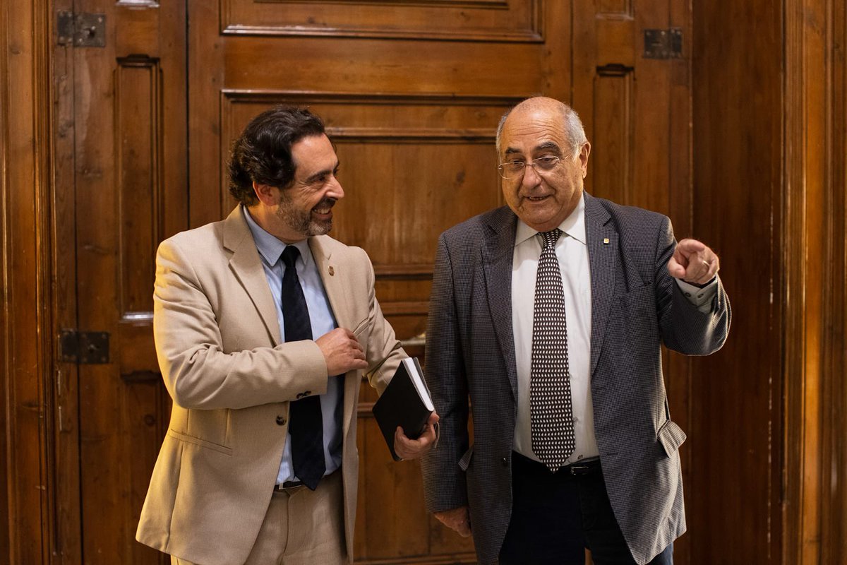 RectorUB's tweet photo. Gràcies, @quimnadal, per la tasca al capdavant del sistema universitari català. En nom meu i de la @UniBarcelona, gràcies pel compromís i per l’esforç. https://t.co/IcKM6xXeAI
