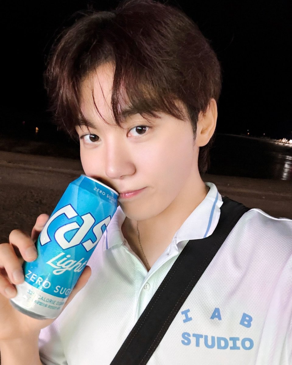 Seungkwan. tweet media