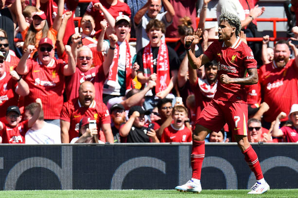 SiaranBolaLive's tweet photo. FT #Pramusim 

Liverpool 4-1 Sevilla
⚽️ Diogo Jota
⚽️⚽️ Luis Diaz
⚽️ Trey Nyoni
---
⚽️ Fernandez

Home sweet home. 
Anfield. https://t.co/kO1PQMf3ll