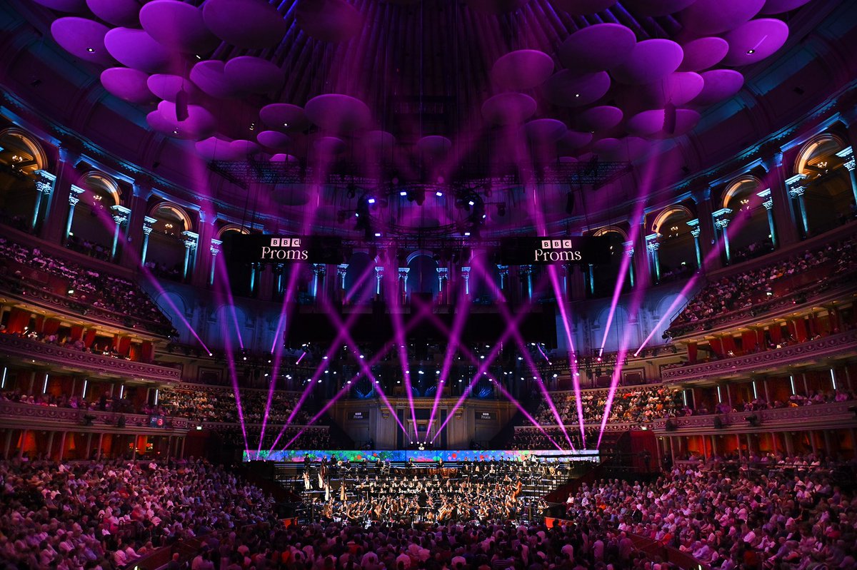 TONIGHT at 8pm on BBC Four 📡🤩🎶

We’re still pinching ourselves… the energy at the <a href="/bbcproms/">BBC Proms</a> last night was electrifying! ⚡️

Relive our performance from the @royalalberthall tonight, with presenters @LintonStephens and @vikkistone

Photography: BBC/Chris Christodoulou

#AsOne