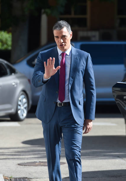 bedmar_pere's tweet photo. Para la fachosfera este es mi líder, y a mucha honra, @sanchezcastejon 🌹 https://t.co/jJb8Ae0yxi