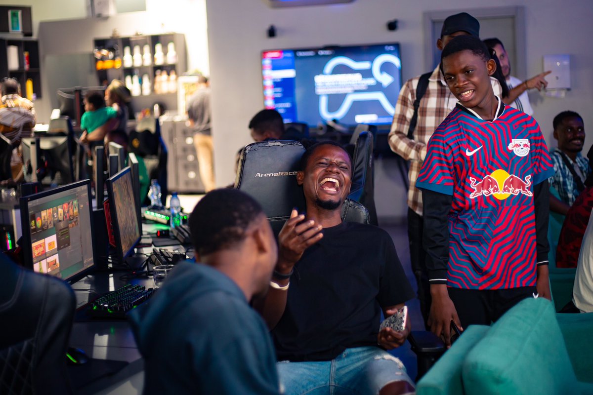 mgd_official__'s tweet photo. Nous avons la meilleure communauté de Gamers à Kinshasa 🫶 Entre talent et bonne humeur, le GROUPE B des éliminatoires nous a donné à la fois du spectacle et des fous rires ! https://t.co/QXiYJcStdi