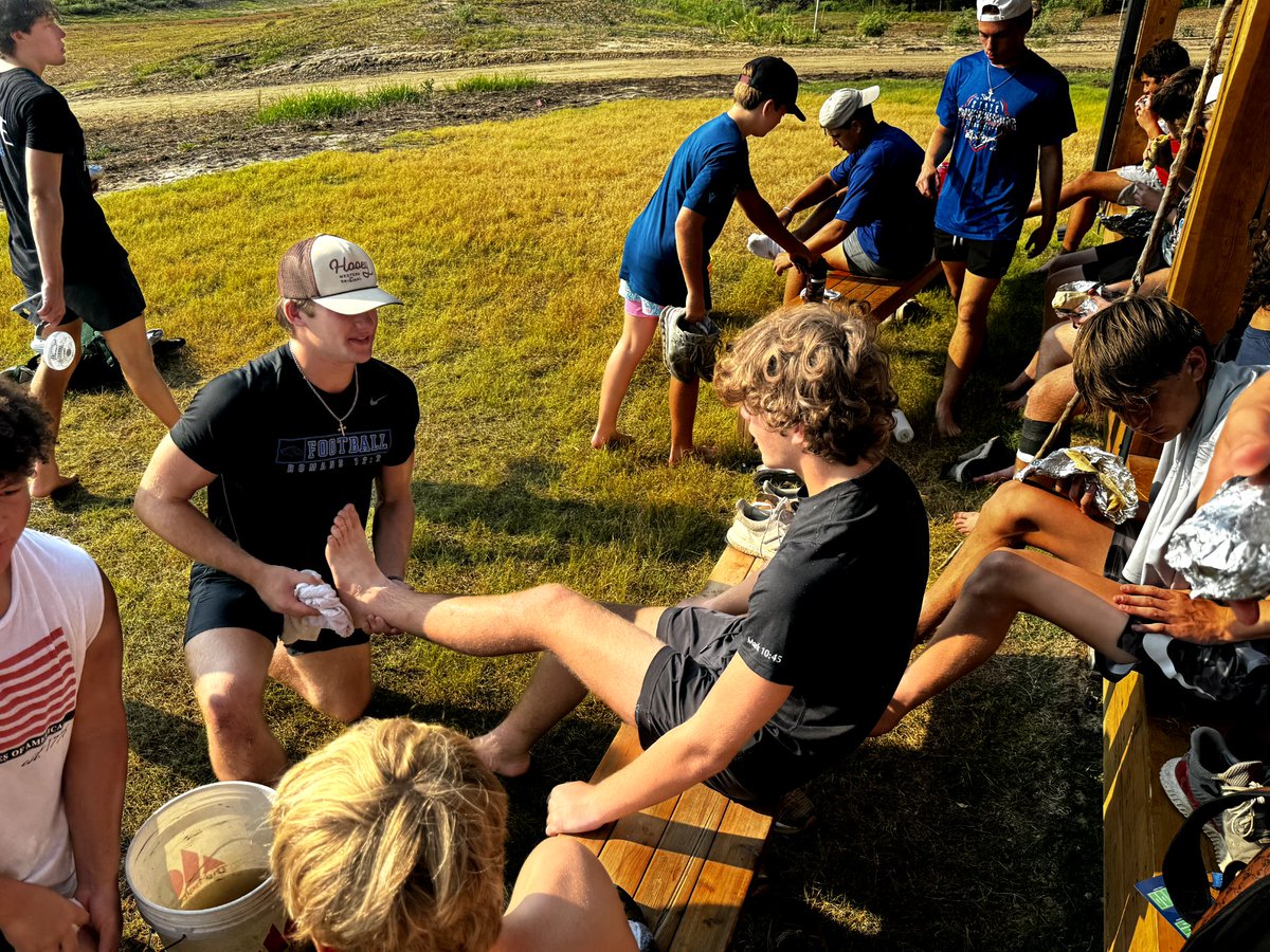 SERVE
#Htownrevival

2024 Captains
Jack Horton
Mac Barrow
Graeme Highberg
Jojo Ferruzzo
Anderson Jones