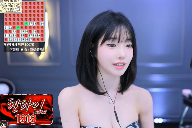 tang__kira's tweet photo. BJ Juicy Seyeon klarifikasi terus ceritain kronologi dia ketemu sama Bang Sihyuk.

Awalnya ada orang yang dm Dia ngaku-ngaku orang HYBE terus obrolannya kok ga soal kerjaan malah makin aneh.. Abis itu dia tanya ke kakaknya buat minta tolong klarifin dong ini beneran ga sih karyawan HYBE? 

Kakaknya kenal sama Bang Sihyuk terus setelah dicek emang faker ngaku-ngaku karyawan HYBE.

Abis itu BJ Juicy Seyeon nolong orang-orang laing yang jadi korban faker ini, akhirnya fakernya ketangkep.